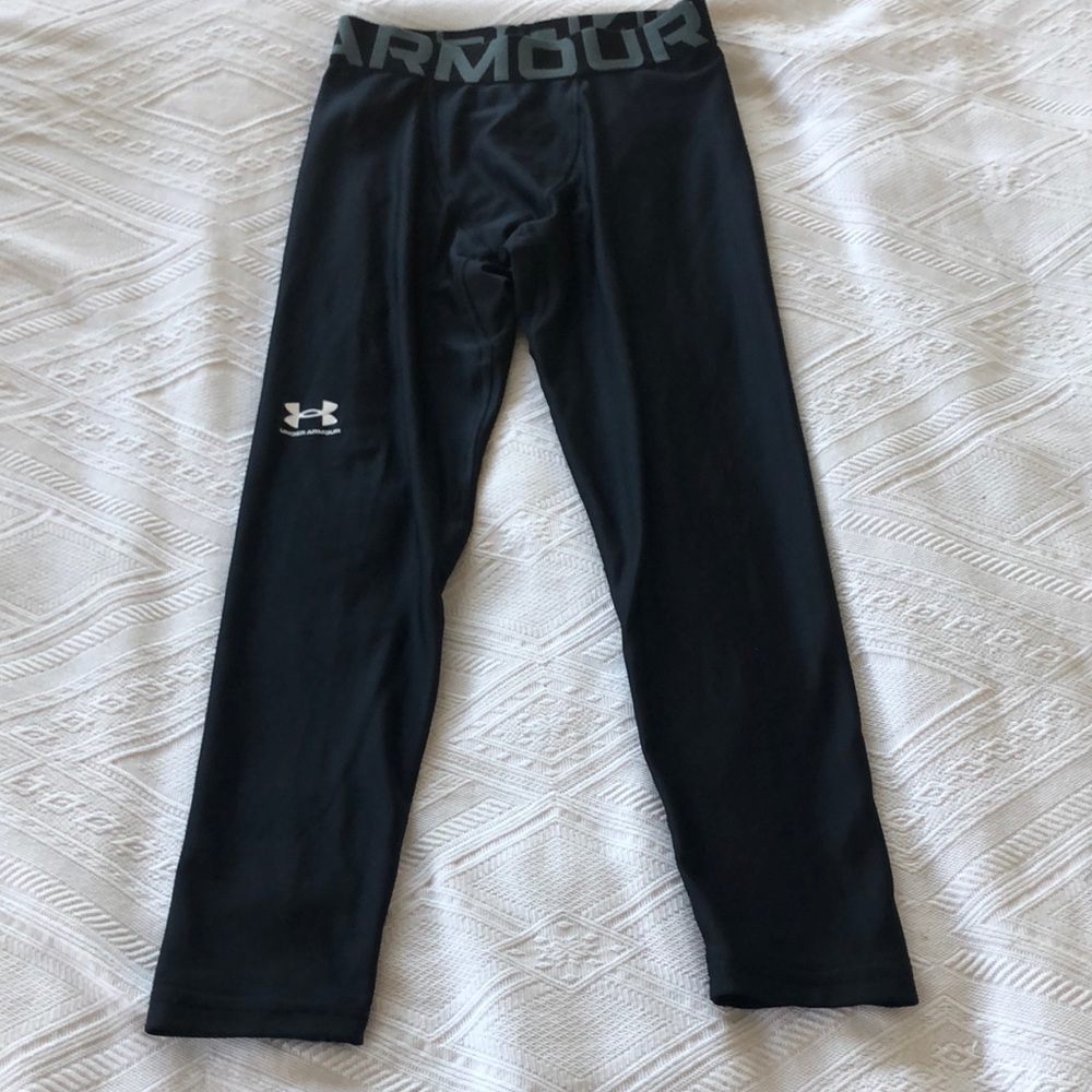 Under Armour black pants YM